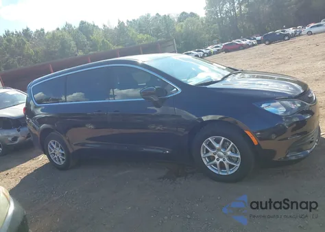 2017 Chrysler Pacifica Touring from USA, damaged, VIN 2C4RC1DG8HR704816